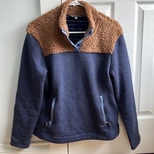 Title 9 snap fleece, size M, EUC